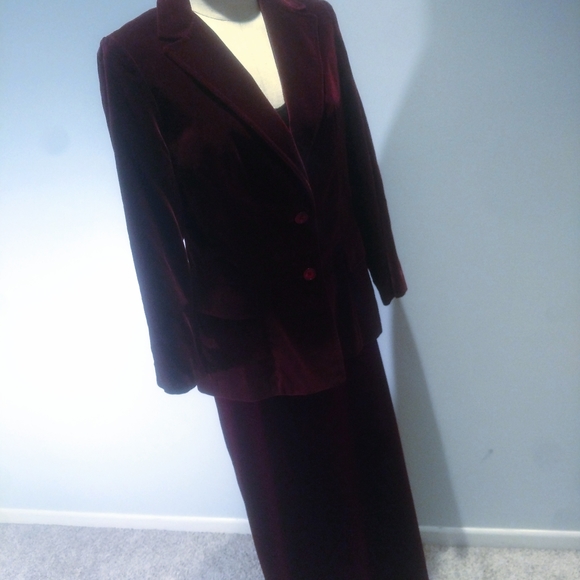 Vintage Velvet Skirt Suit - Picture 2 of 7